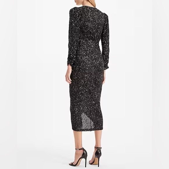 Sequin V-Neck Puff Shoulder Ruched
Midi Sheath Dress - Picture 5 of 6